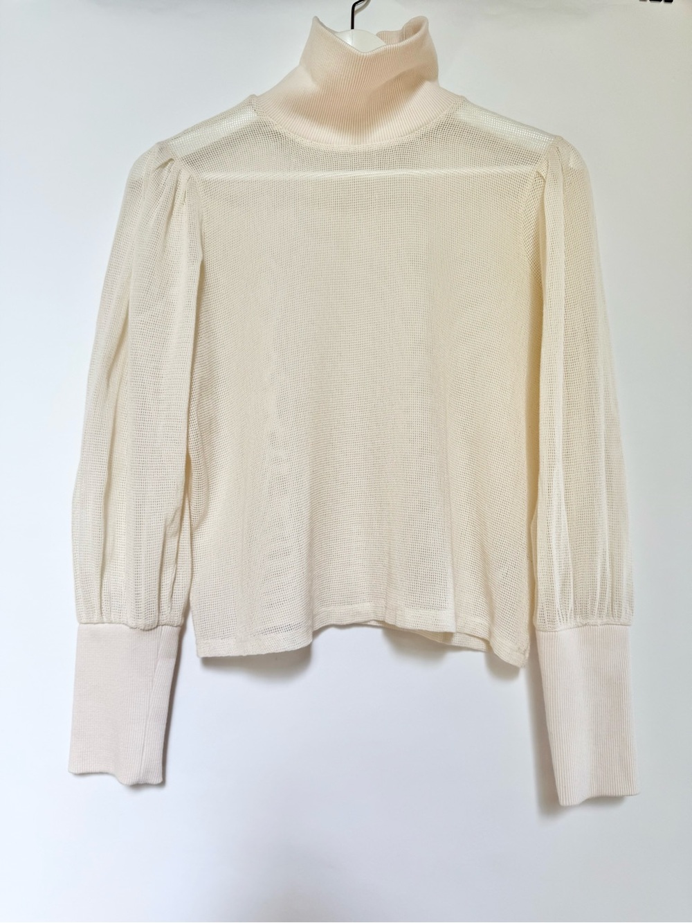 Cotton Mesh Puff Sleeve Turtleneck